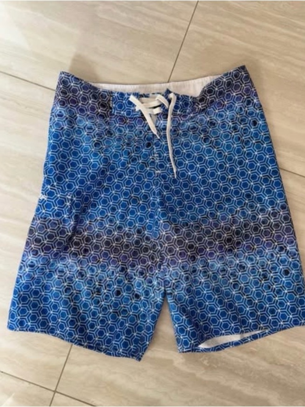 Men's 32” Blue Geometric Board Shorts with Drawstring velcro rs surf